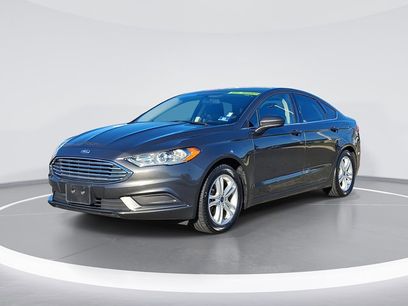 Used 2018 Ford Fusion SE w/ Fusion SE Technology Package