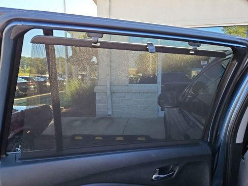 Used 2022 Honda Pilot Special Edition image 34