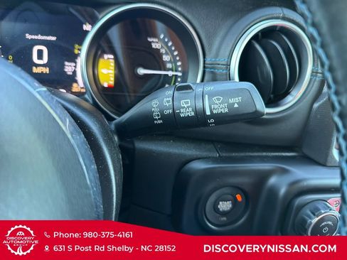 Used 2022 Jeep Wrangler Unlimited Rubicon 4xe w/ Cold Weather Group AWD/4WD image 28