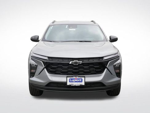 New 2026 Chevrolet Trax LT w/ Driver Confidence Package FWD image 10