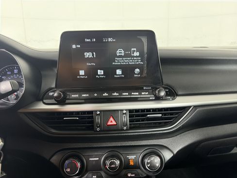 Used 2021 Kia Forte LXS image 22