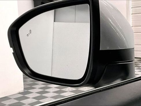 New 2025 Nissan Pathfinder SV image 25