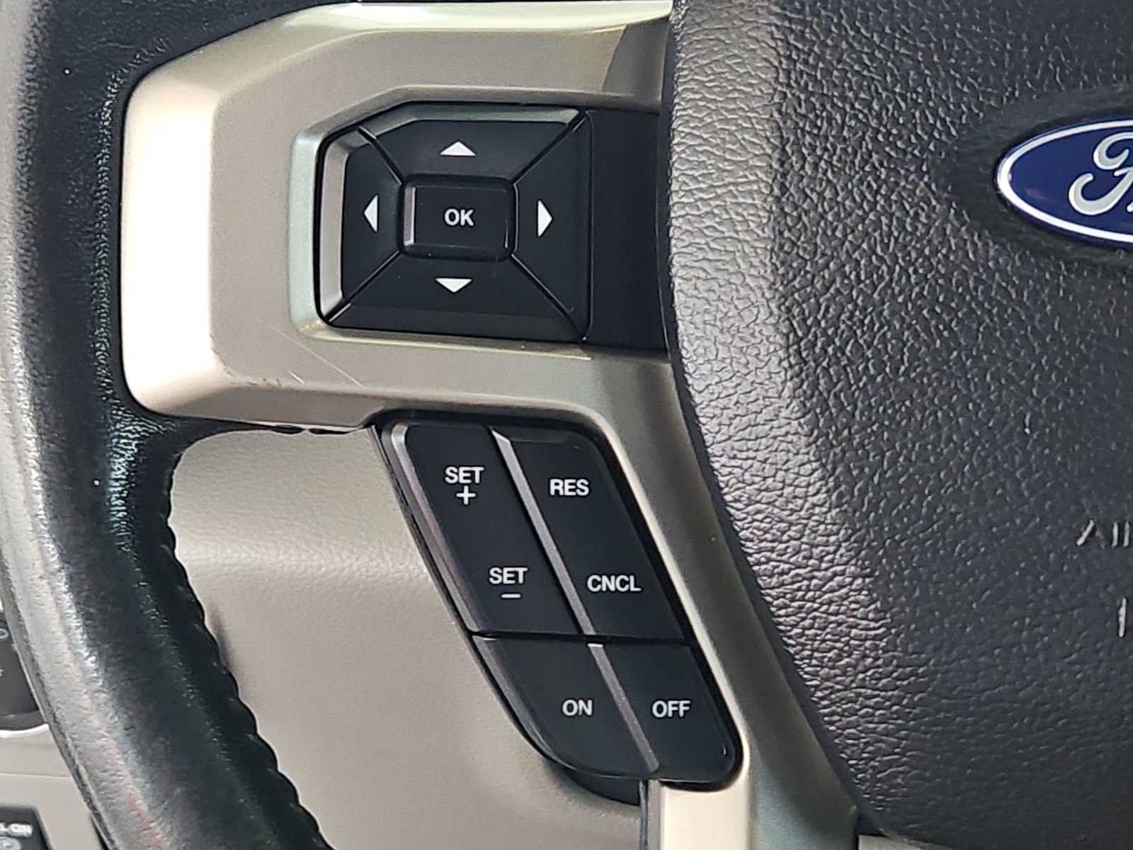 Used 2020 Ford F150 Lariat RWD image 15