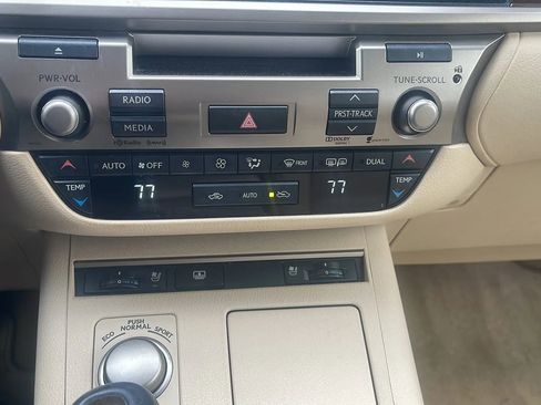 Used 2014 Lexus ES 350 image 21