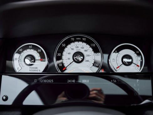 Used 2014 Rolls-Royce Wraith image 57