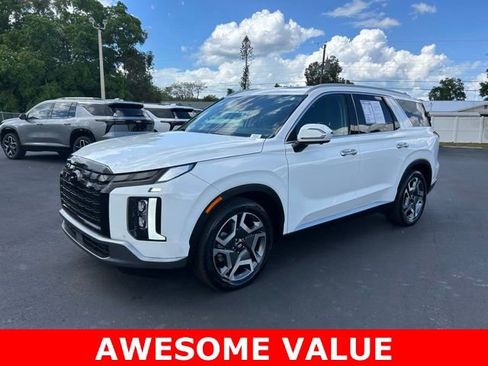 Used 2024 Hyundai Palisade SEL w/ Premium Package image 3