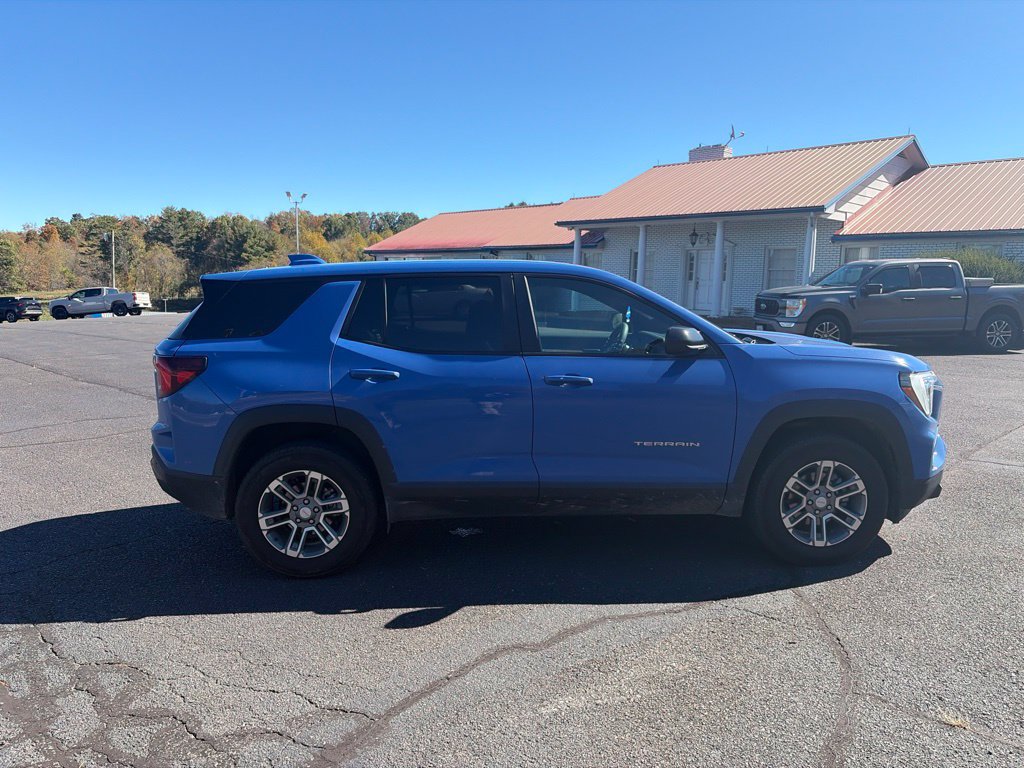 Used 2026 GMC Terrain Elevation AWD/4WD image 11