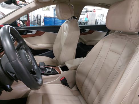 Used 2020 Audi A4 2.0T Premium w/ Convenience Package image 17
