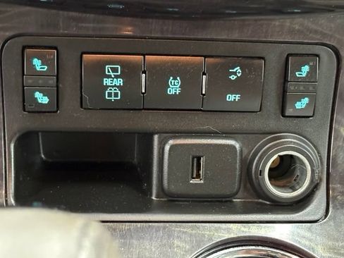 Used 2016 Buick Enclave Leather AWD/4WD image 30