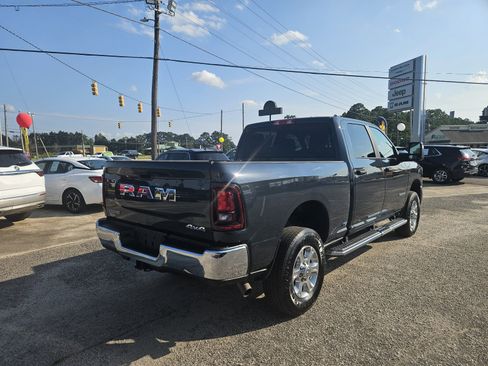 Used 2026 RAM 2500 Big Horn AWD/4WD image 3