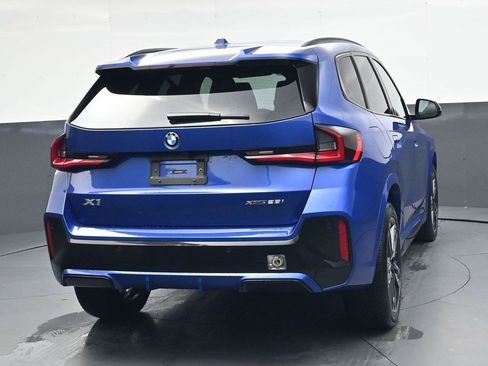 Used 2025 BMW X1 xDrive28i w/ Technology Package image 4