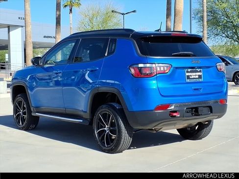 Used 2018 Jeep Compass Trailhawk w/ Navigation Group image 3
