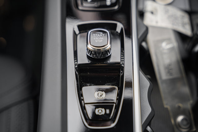 New 2027 Volvo XC60 T8 Plus AWD/4WD image 21