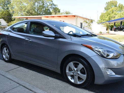 Used 2012 Hyundai Elantra GLS w/ Preferred Pkg 3 FWD image 27