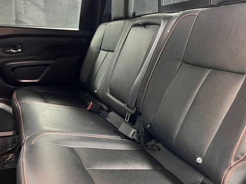 Used 2023 Nissan Titan PRO-4X w/ Pro-4x Convenience Package AWD/4WD image 16