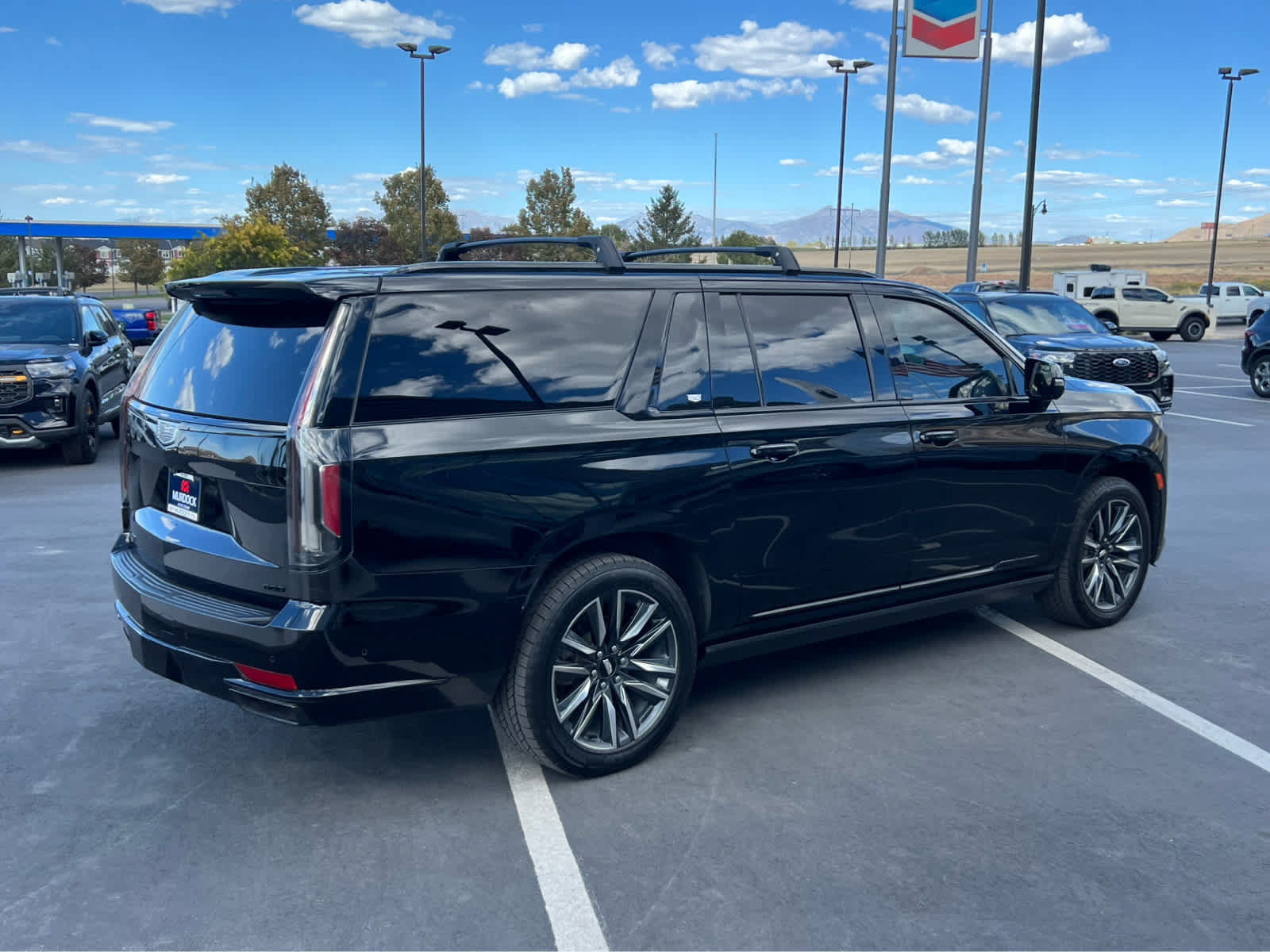 Used 2021 Cadillac Escalade ESV Sport w/ Driver Assist Tech Package AWD/4WD image 7