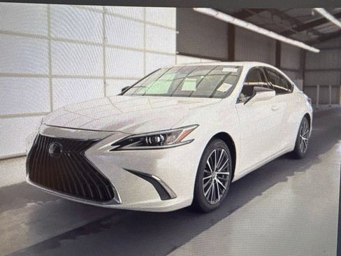 Used 2024 Lexus ES 300h w/ Premium Package FWD image 1