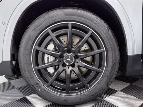 New 2026 Mercedes-Benz GLA 35 AMG 4MATIC image 8