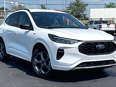 Used 2023 Ford Escape ST-Line w/ Tech Pack #1 AWD/4WD image 36