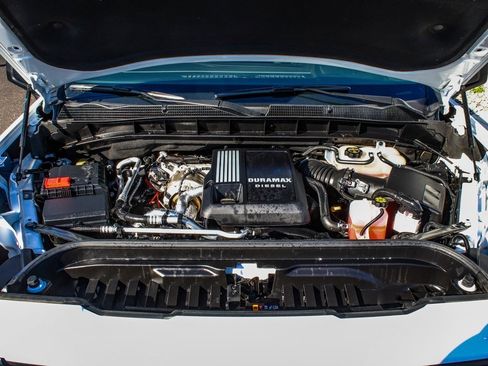 Used 2025 GMC Sierra 1500 Elevation image 41