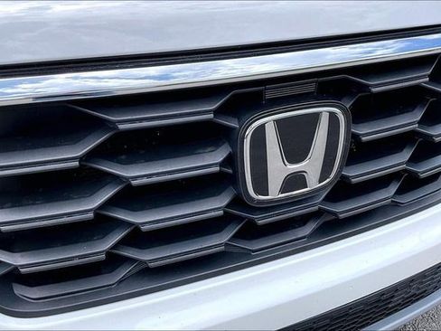 Certified 2023 Honda Pilot EX-L image 28