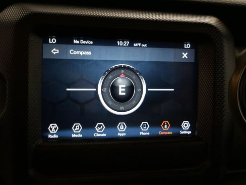 Certified 2019 Jeep Wrangler Sport image 26