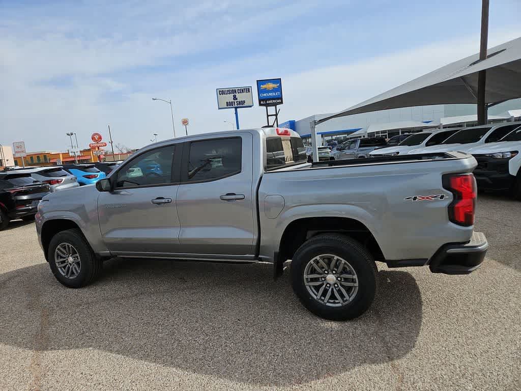 Used 2024 Chevrolet Colorado LT w/ LT Convenience Package II AWD/4WD image 11