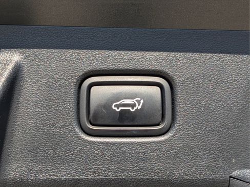Used 2023 Hyundai Tucson SEL FWD image 11
