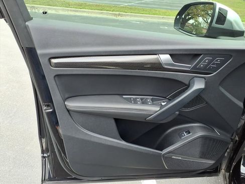 Used 2019 Audi SQ5 Premium Plus image 13