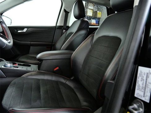 Certified 2022 Ford Escape SEL w/ Technology Package image 16