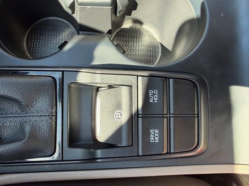 Used 2021 Hyundai Tucson SE w/ Cargo Package image 22