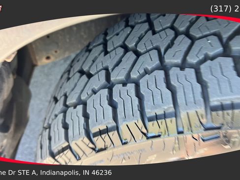 Used 2016 Toyota 4Runner Trail Premium AWD/4WD image 35
