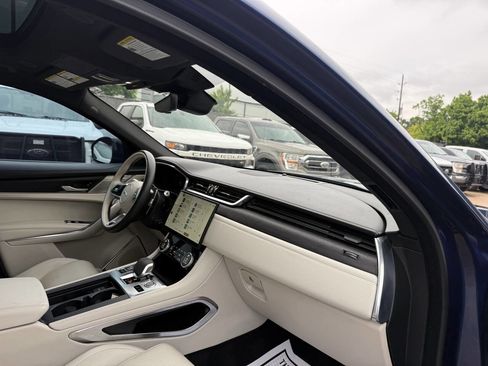 Used 2021 Jaguar F-PACE S AWD/4WD image 9