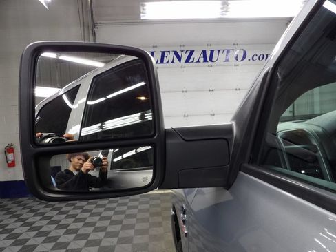 Used 2024 RAM 3500 Tradesman w/ Chrome Appearance Group AWD/4WD image 45
