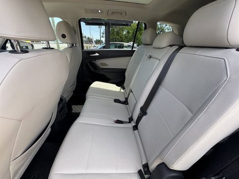 Used 2019 Volkswagen Tiguan S FWD image 12
