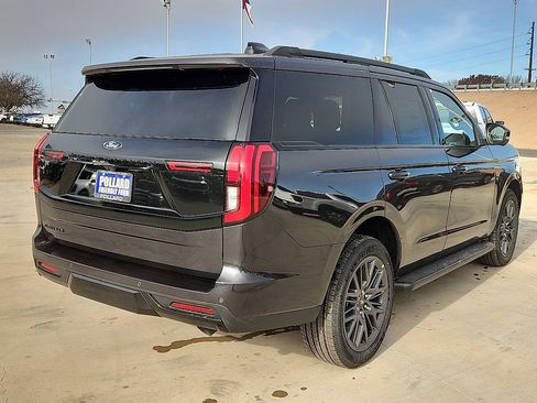 New 2026 Ford Expedition Platinum w/ Stealth Appearance Package image 3