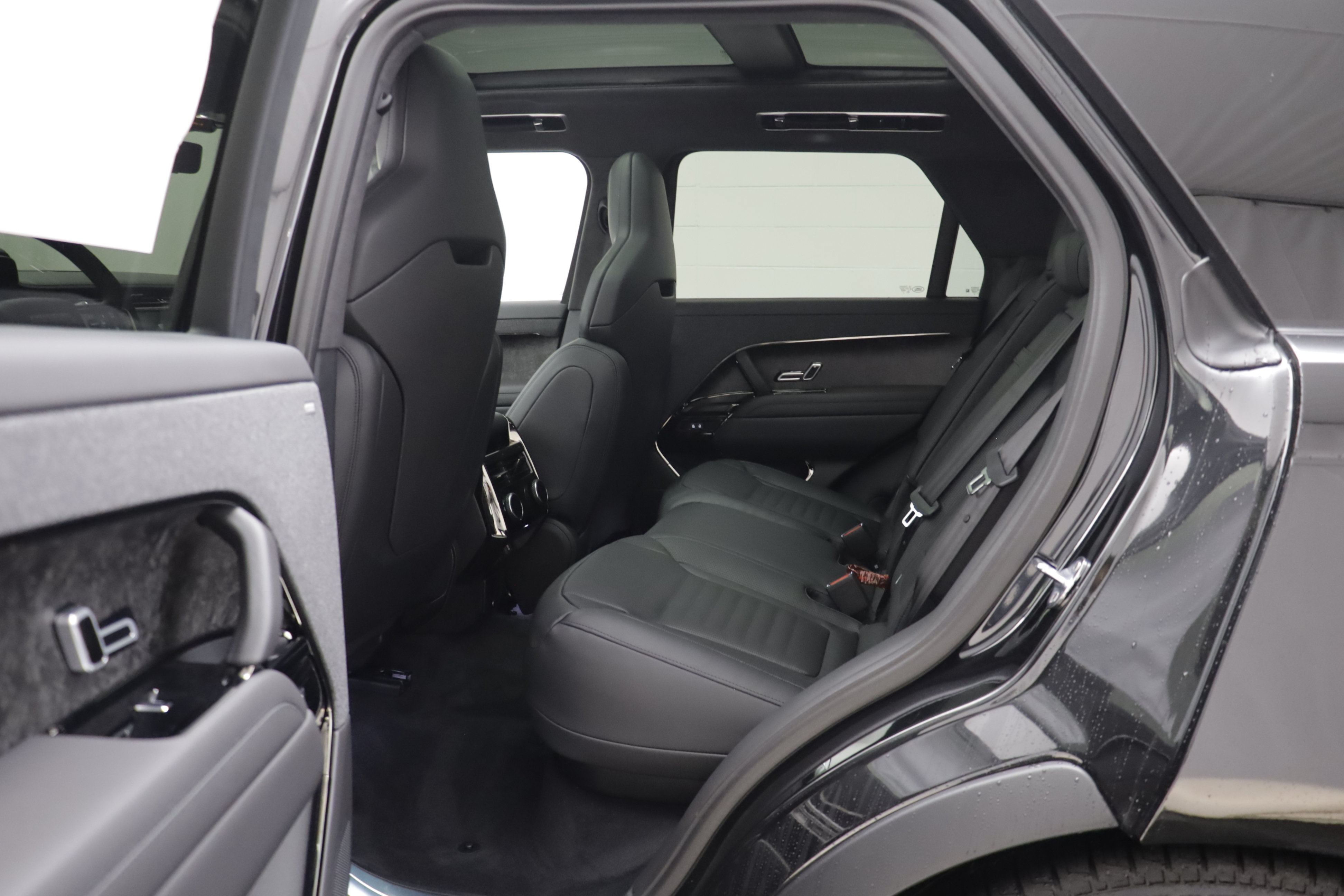 New 2027 Land Rover Range Rover Sport Twenty Edition AWD/4WD image 17