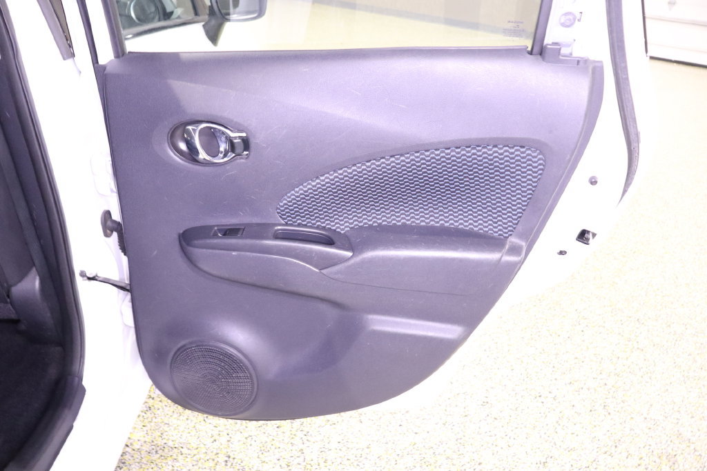 Used 2016 Nissan Versa Note SV FWD image 34
