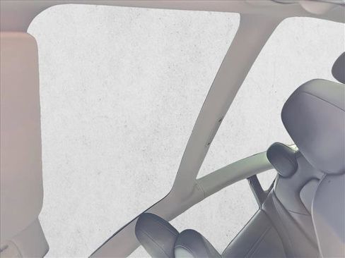 Used 2018 Tesla Model 3 Long Range image 26