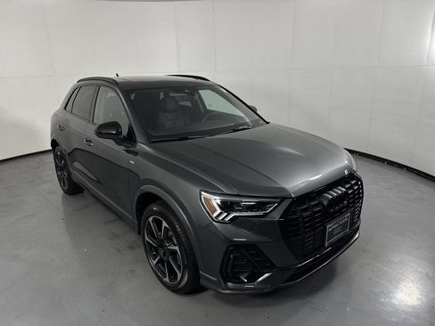 Used 2025 Audi Q3 2.0T Premium Plus w/ Premium Plus Package AWD/4WD image 33
