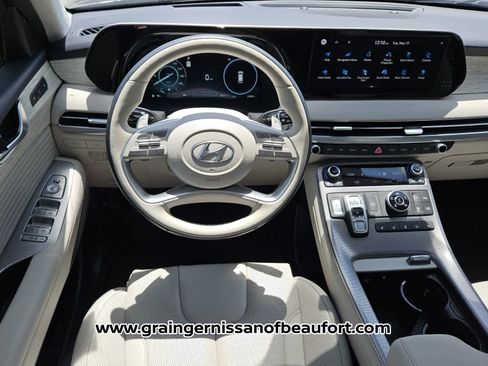 Used 2024 Hyundai Palisade Calligraphy AWD/4WD image 5