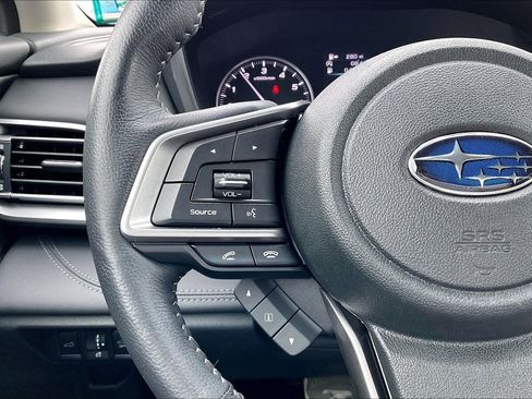 Used 2020 Subaru Outback Limited image 21