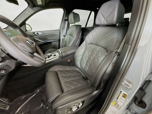New 2026 BMW X5 xDrive50e w/ M Sport Package AWD/4WD image 22