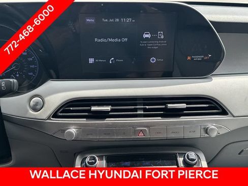 Used 2021 Hyundai Palisade SEL w/ Convenience Package FWD image 17