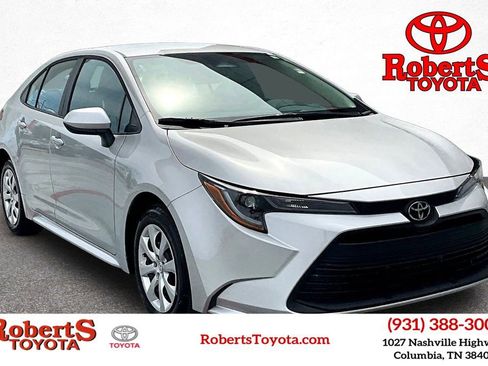 Used 2026 Toyota Corolla LE image 1