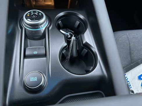 Used 2025 Ford Explorer Active image 23