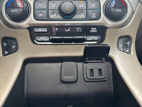 Used 2019 GMC Yukon SLT w/ Premium Edition image 58