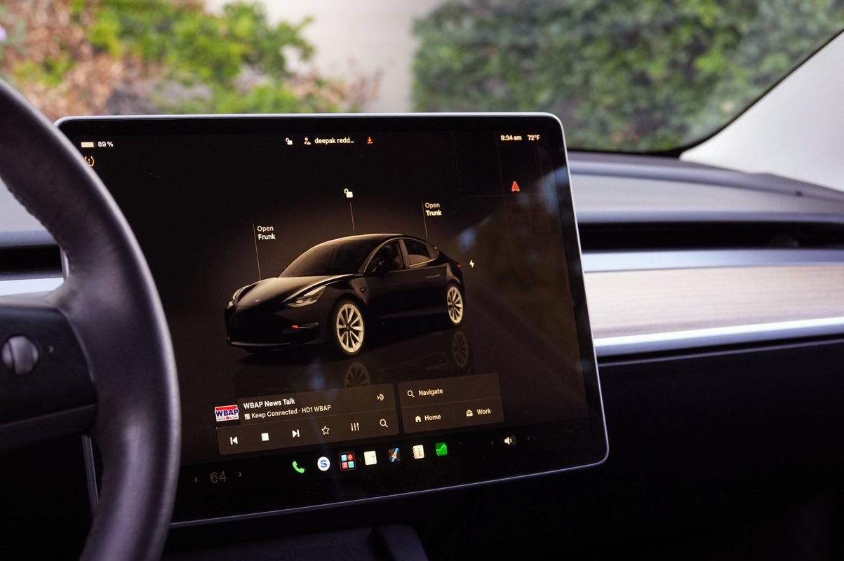 Used 2022 Tesla Model 3 RWD image 9