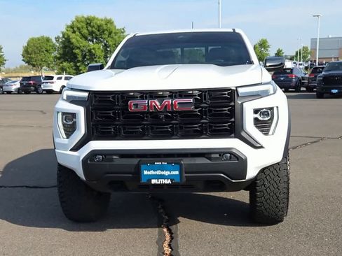 Used 2024 GMC Canyon Elevation w/ Convenience Package RWD image 3