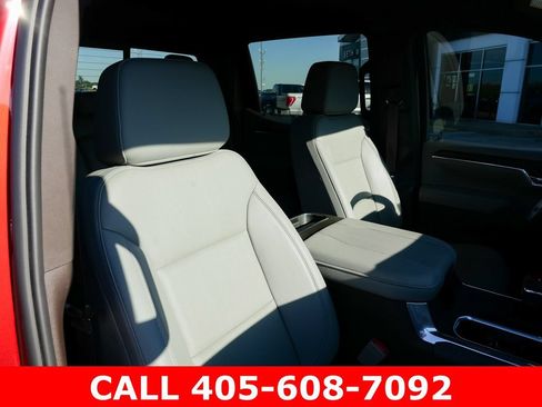 Used 2024 GMC Sierra 1500 SLT AWD/4WD image 18